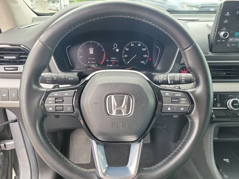 Certified 2025 Honda Pilot EX-L image 14