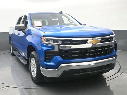 Used 2023 Chevrolet Silverado 1500 LT RWD image 9