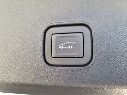 New 2025 Cadillac Lyriq Sport image 10