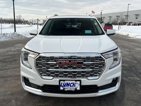 Used 2023 GMC Terrain Denali image 7