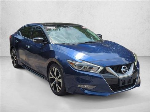 Used 2017 Nissan Maxima Platinum FWD image 3