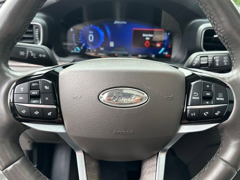 Used 2023 Ford Explorer Platinum w/ Equipment Group 601A image 24