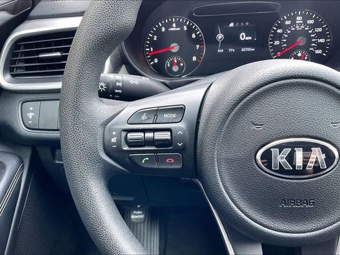 Used 2017 Kia Sorento LX FWD image 17