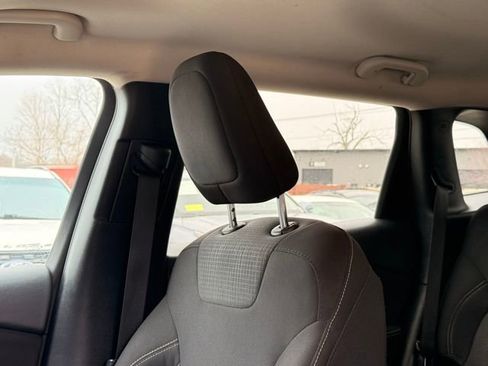 Used 2016 Jeep Cherokee Latitude w/ Cold Weather Group image 25