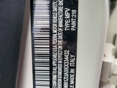 Used 2019 Maserati Levante GTS image 27