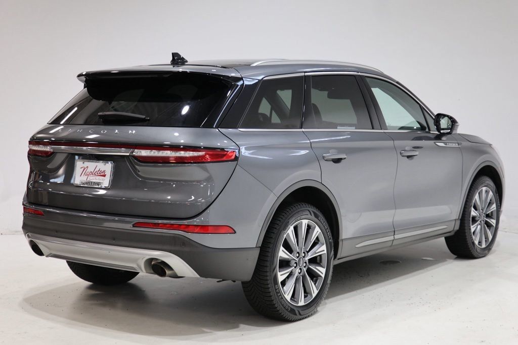 Used 2022 Lincoln Corsair Reserve AWD/4WD image 8