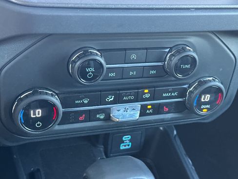 Certified 2025 Ford Bronco Big Bend AWD/4WD image 19