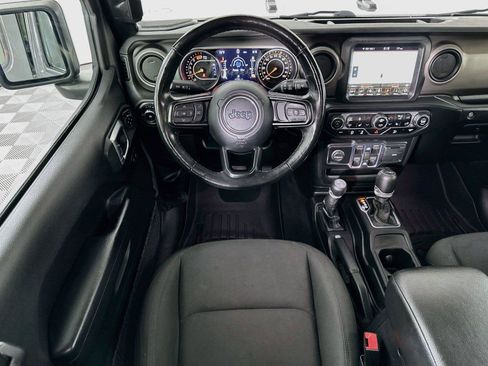 Used 2020 Jeep Wrangler Unlimited Sport AWD/4WD image 2