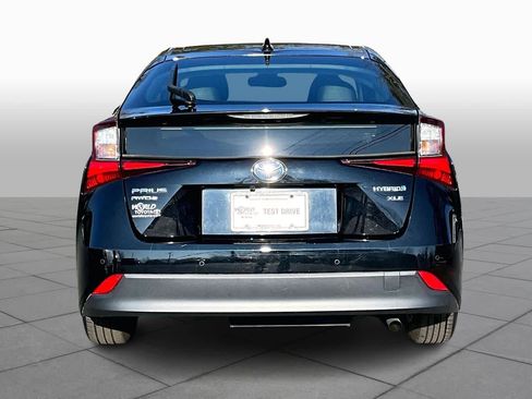 Used 2021 Toyota Prius XLE w/ Advanced Technology Package image 4