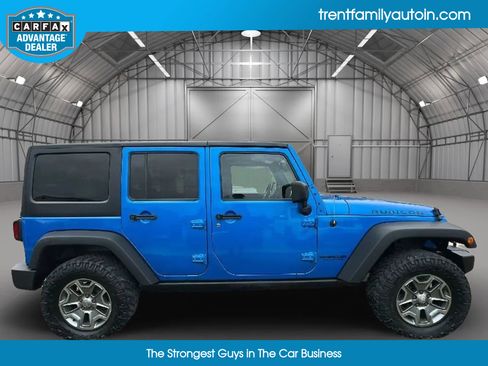 Used 2015 Jeep Wrangler Unlimited Rubicon w/ Connectivity Group image 10