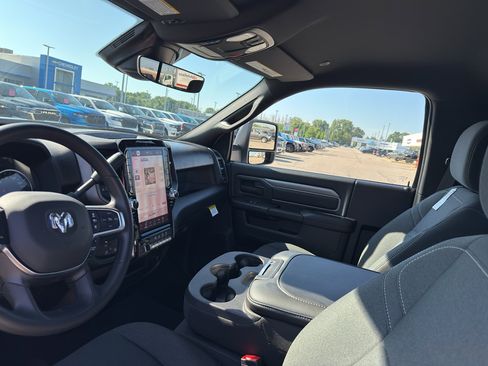 New 2025 RAM 2500 Tradesman image 28