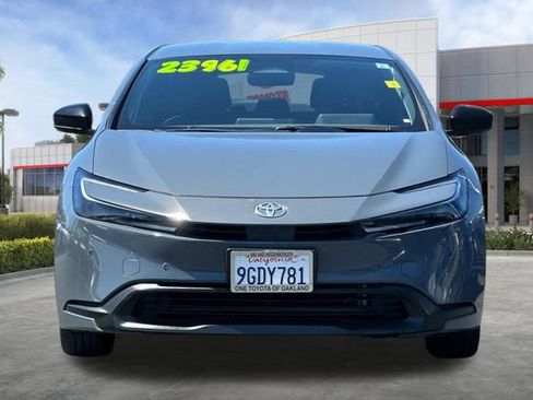 Used 2023 Toyota Prius LE FWD image 10