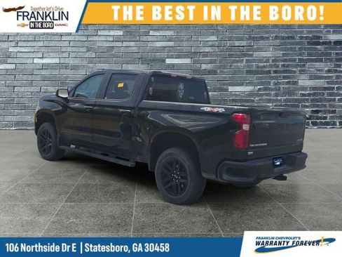 Used 2023 Chevrolet Silverado 1500 Custom image 3