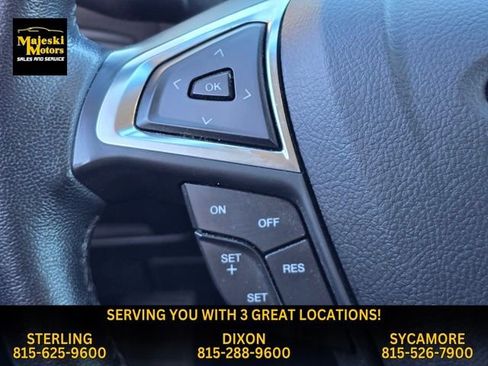 Used 2023 Ford Edge Titanium image 35