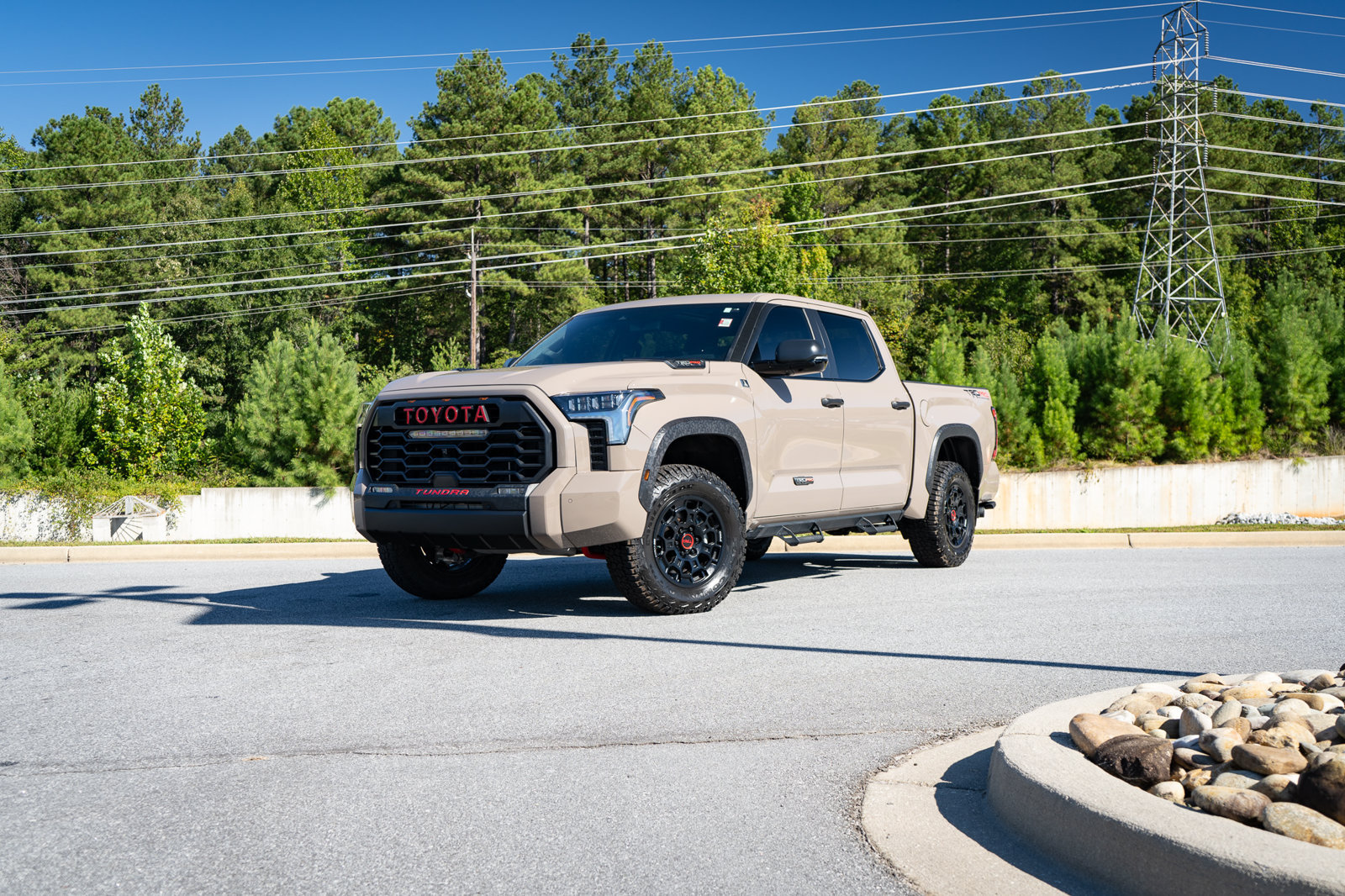 Used 2025 Toyota Tundra TRD Pro AWD/4WD image 1