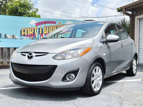 Used 2011 MAZDA MAZDA2 Touring FWD image 1