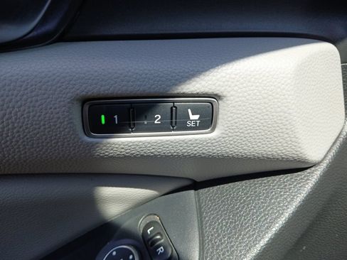 Used 2018 Honda Accord Touring image 31