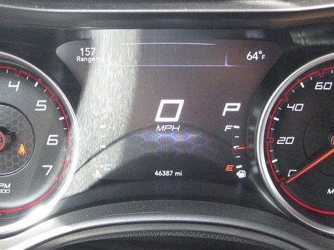 Used 2020 Dodge Charger SXT image 9