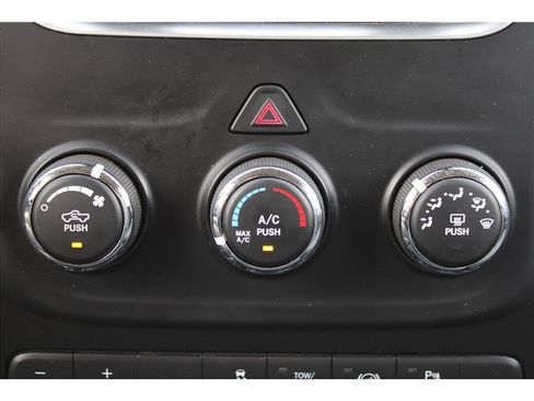 Used 2017 RAM 2500 Tradesman w/ Chrome Appearance Group image 23