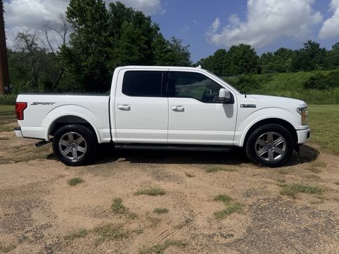 Used 2018 Ford F150 Lariat RWD image 6
