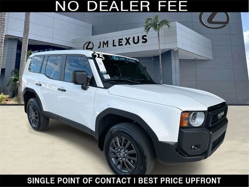 Used 2025 Toyota Land Cruiser Base image 1