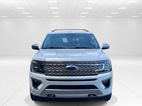 Used 2019 Ford Expedition Platinum AWD/4WD image 2