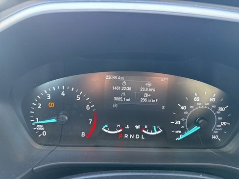 Certified 2020 Ford Escape SE image 15