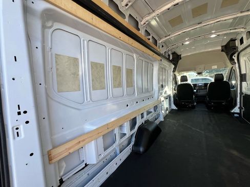 Used 2021 Ford Transit 250 148 High Roof Extended image 16