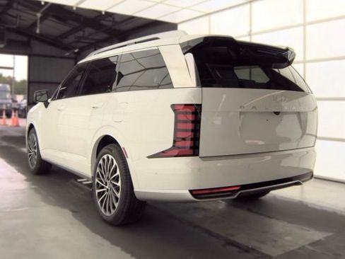 Certified 2026 Hyundai Palisade Calligraphy AWD/4WD image 5