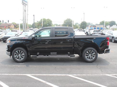 New 2026 Chevrolet Silverado 1500 LT w/ Z71 Off-Road Package AWD/4WD image 6