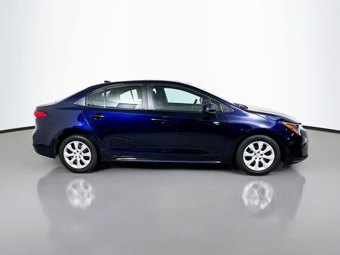 Used 2024 Toyota Corolla LE FWD image 3