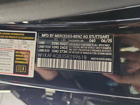 Certified 2025 Mercedes-Benz C 300 Sedan image 35