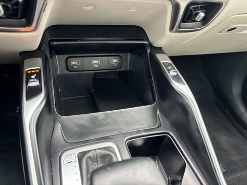 Used 2022 Kia Sorento S w/ Panoramic Sunroof Package image 30