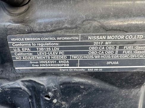 Used 2017 Nissan Juke S FWD image 17