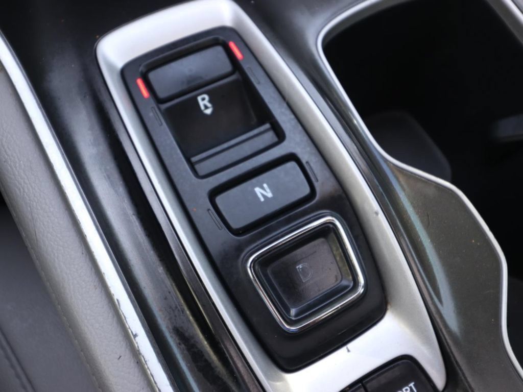 Used 2018 Honda Accord Touring image 21