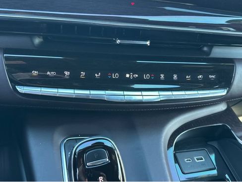 Certified 2021 Cadillac Escalade Sport Platinum w/ LPO, ONYX Package RWD image 28