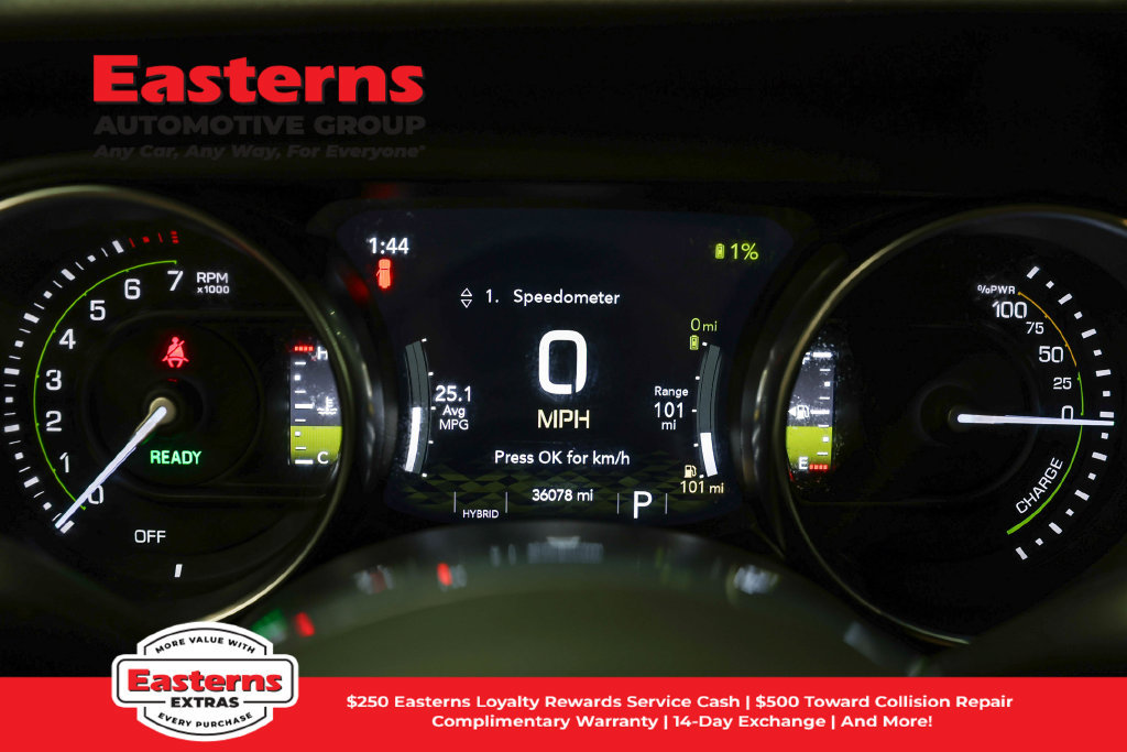 Used 2022 Jeep Wrangler Unlimited Sahara w/ Cold Weather Group AWD/4WD image 19