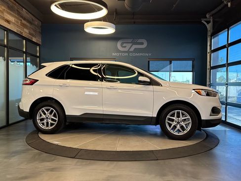 Used 2024 Ford Edge SEL AWD/4WD image 2