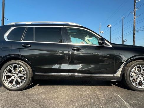 Used 2021 BMW X7 xDrive40i w/ Premium Package image 9