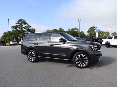 New 2026 Ford Expedition Platinum w/ Driver's Package