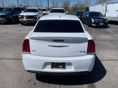 Used 2017 Chrysler 300 S AWD/4WD image 6