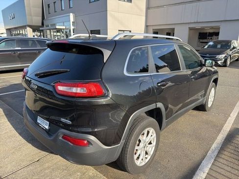 Used 2014 Jeep Cherokee Latitude w/ Comfort/Convenience Group AWD/4WD image 5