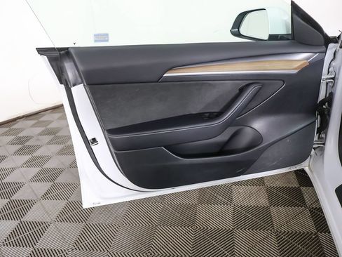 Used 2023 Tesla Model 3 Standard Range RWD image 23