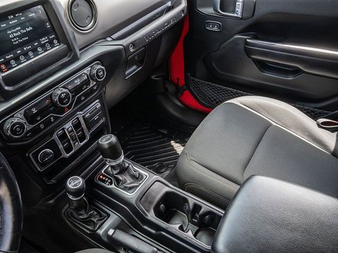 Used 2021 Jeep Wrangler Unlimited Sport AWD/4WD image 26