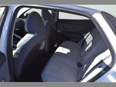 New 2026 Hyundai Elantra Limited FWD image 11