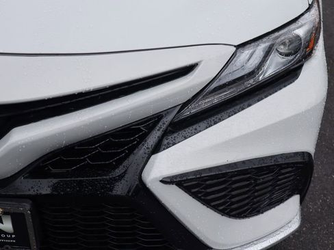 Used 2023 Toyota Camry XSE image 11