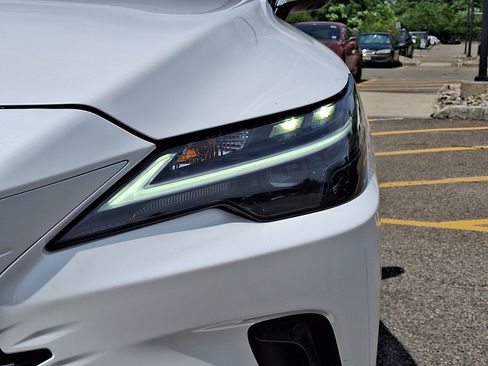 Certified 2023 Lexus RX 350 Premium Plus w/ Cold Area Package AWD/4WD image 10
