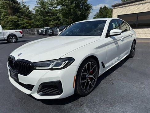 Used 2023 BMW M550i xDrive w/ Executive Package AWD/4WD image 2
