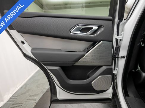 Used 2022 Land Rover Range Rover Velar R-Dynamic S AWD/4WD image 24