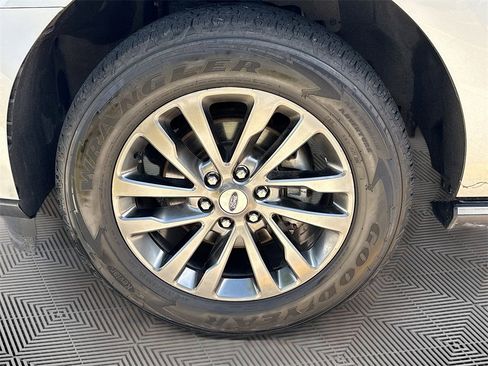 Used 2021 Ford Expedition Max Limited image 36